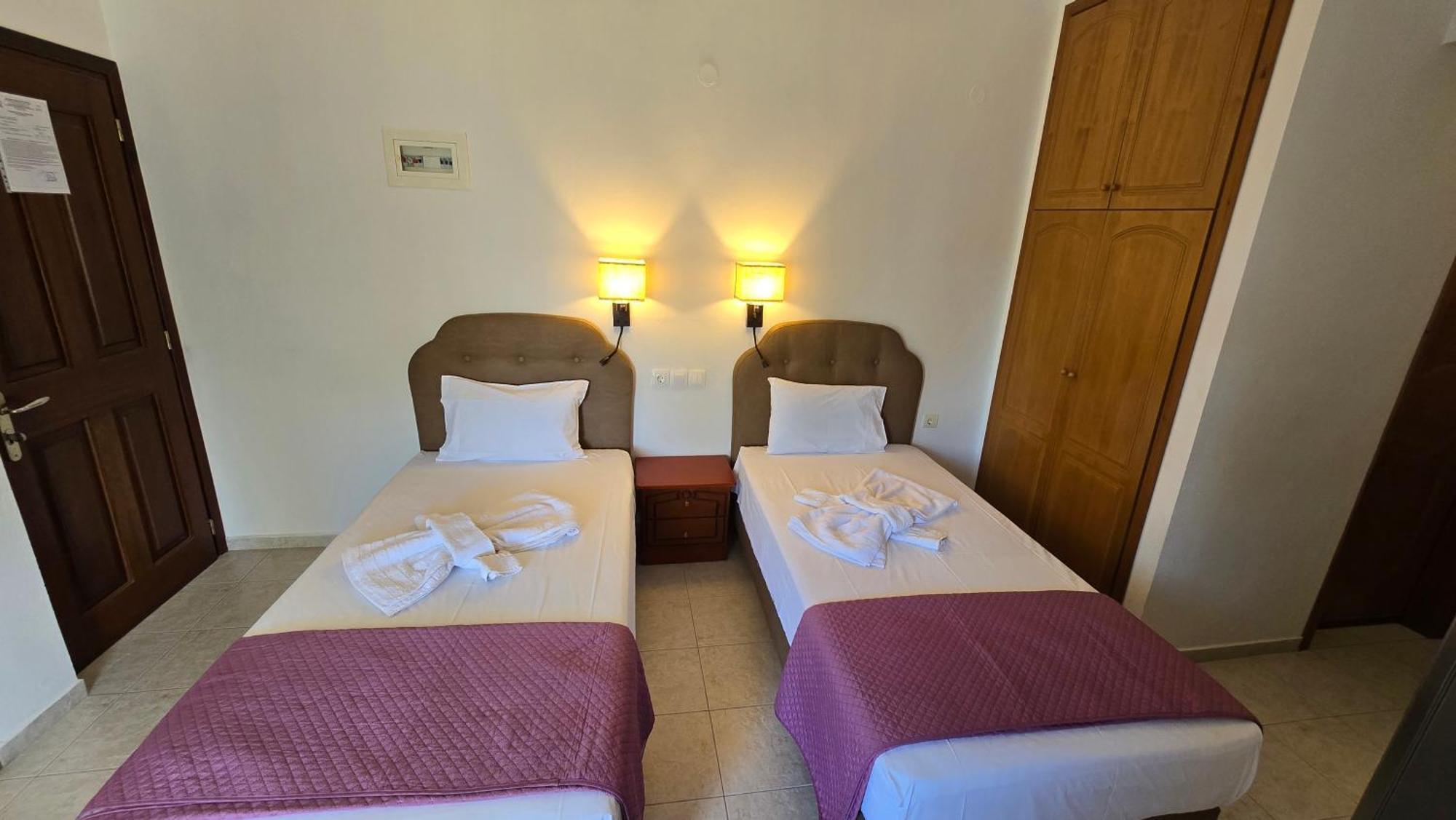 Hotel Itamos House Vourvourou Exterior foto